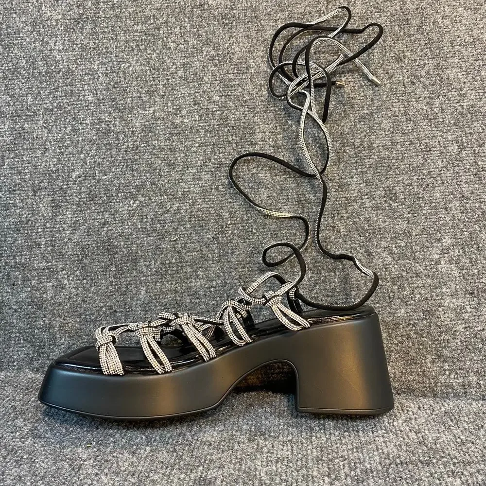 NWT Cape Robbin Womens 10 Mayan Silver Chunky Strappy Platform Sandal Ankle Wrap